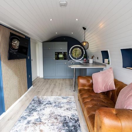 The Lodge @Quarrywood Tenby Extérieur photo