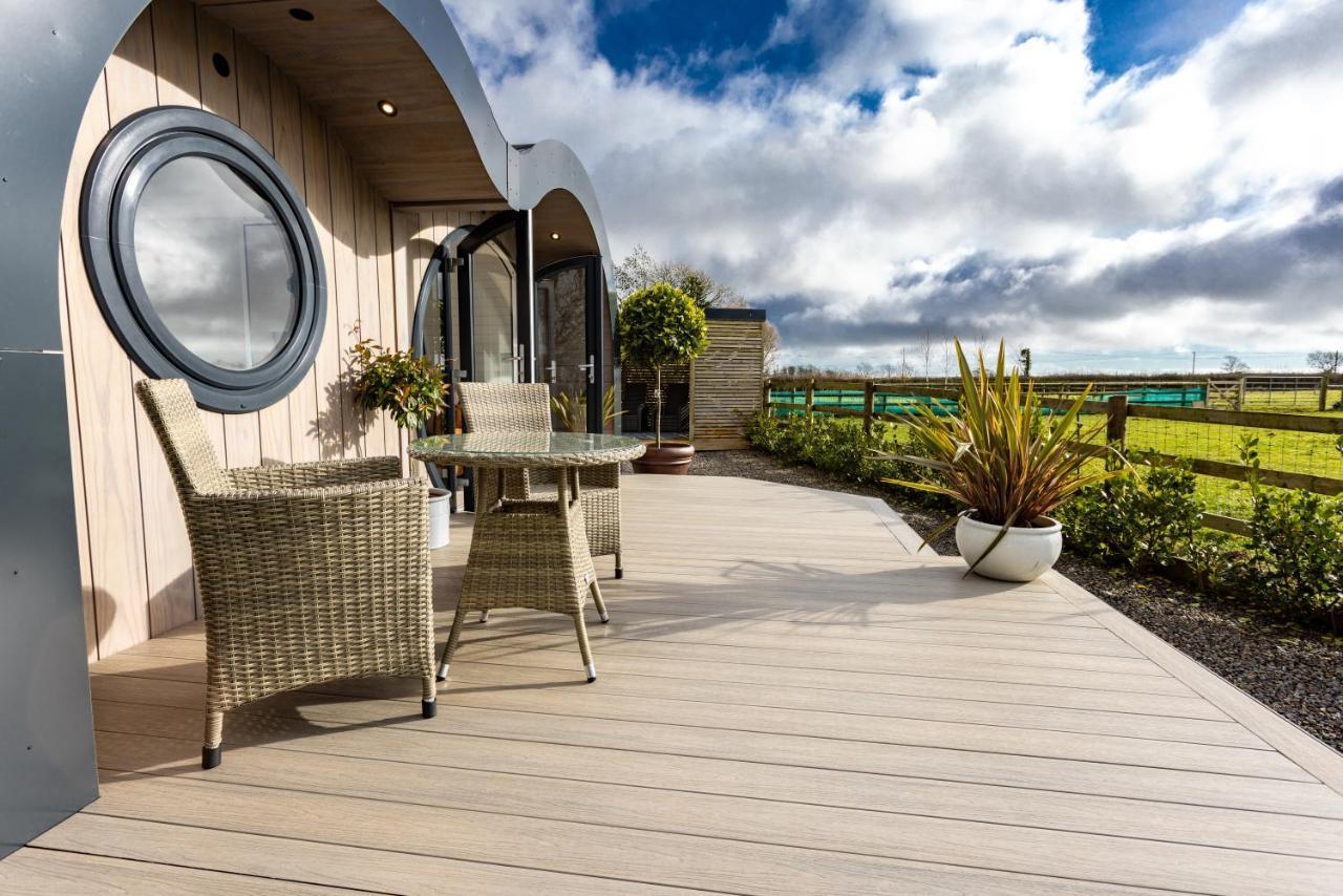 The Lodge @Quarrywood Tenby Extérieur photo
